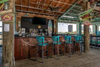 The Pensacola Beach Resort - bar