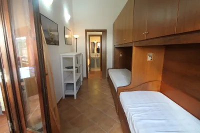 Apartment-Attic in La Maddalena with breathtaking views 拉馬達萊納群島國家公園附近的飯店