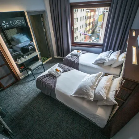 Funda Hotel