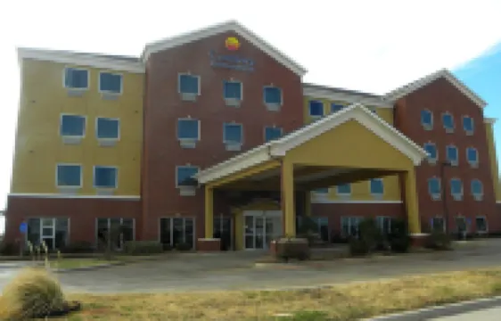 Comfort Inn & Suites Regional Medical Center
