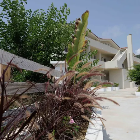 Maggana Residence