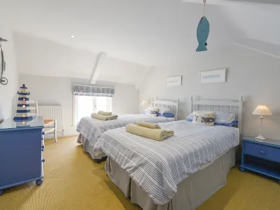 Prydes Cottage Hotels near St Mawes Castle
