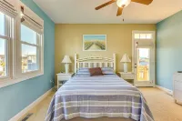 Chic Surf City Retreat w/ Pool < 1 Block to Beach! - balcony