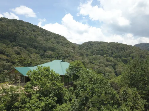 Gorilla Hills Eco Lodge Hotels in Bufumbira