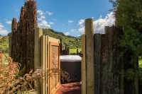 Abel Tasman Lodge - 4-Star