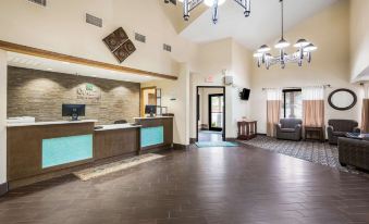 Quality Inn & Suites Lawrence - University Area