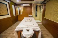 Sathyam Grand Resort, Sriperumbudur - spa
