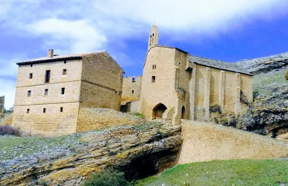 拉卡尼亞達酒店