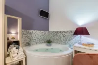 Fior di Loto Rooms Hotels in Poggio dei Pini