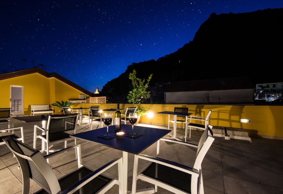Amalfi Luxury House - Housity