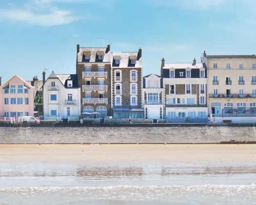 Antinéa Hotels near Sillon