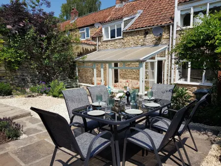 Cruck Cottage Отели в г. Pickering