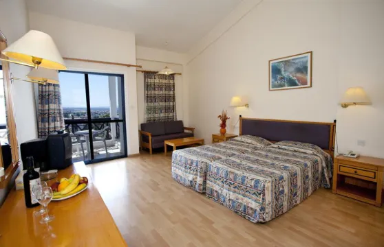 埃皮斯科皮亞納酒店