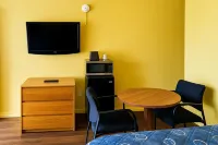 Budget Motel Granite City/St Louis Area Hotels in Pontoon Beach