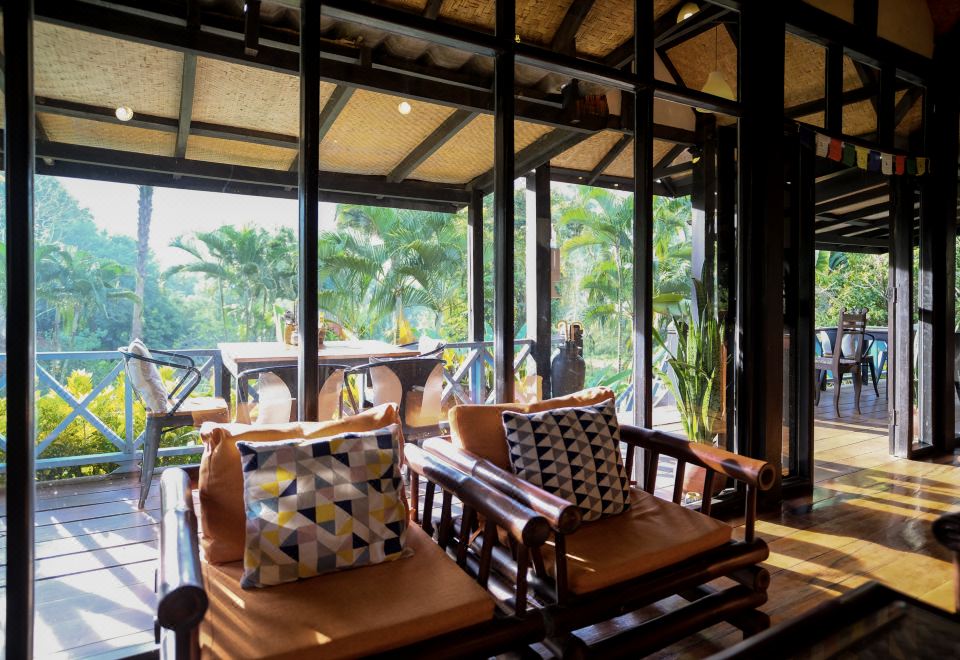 5. 힐사이드- 네이..