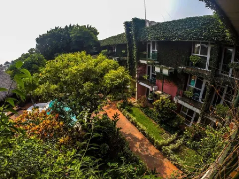 Novo Hotel & Suite Отели рядом с достопримечательностью «Собор Святейшего Спасителя»