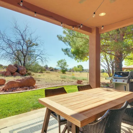 Zion Area Home w/ Scenic Views & Private Hot Tub!