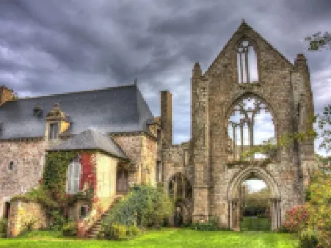 Hôtel Le Goas Plat Hotels in Paimpol