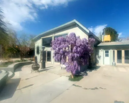 Million Dollar Views and Indoor Pool! ローン・パインのホテル