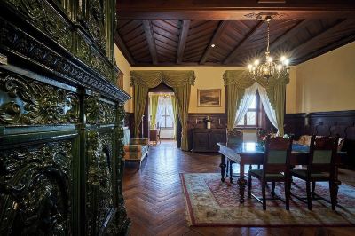 ラグジュアリーアパートメント ザメク クリチュクフ セントラム コンフェレンツィーノ ヴィポチェンコヴェの写真