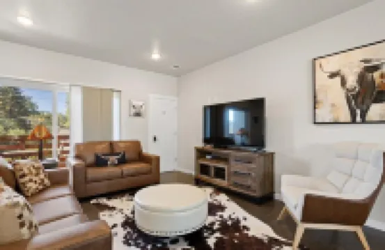 Charming Downtown Townhome in Cheyenne with WiFi & Central AC!