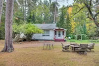 Peaceful Saint Germain Home w/ Fire Pit! - parking