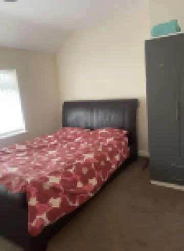 Cleeve Road House