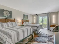 New Listing! Cozy 2-bedroom 3-bath condo on hole 3 of Rayburn Country Club 賈斯珀縣酒店