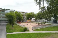 2BR Apt in Quiet Neighborhood Hotels in Abo