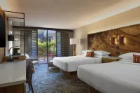 Marriott Phoenix Resort Tempe at the Buttes Hotels near Shalimar Golf Course Restaurant