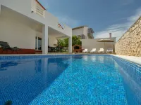 Opera - Pools