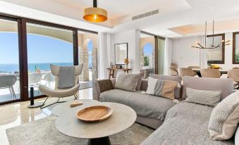 Stunning Villa UV09 Oniro with Sea Views, Aphrodite Hills