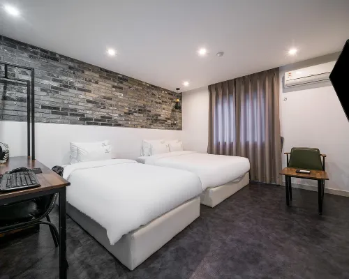 Gray Hotel Các khách sạn gần Đền Beomeosa