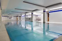 Hilton Cardiff - Pools