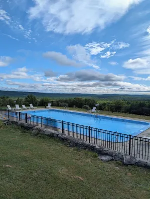 Blue Bear Inn
