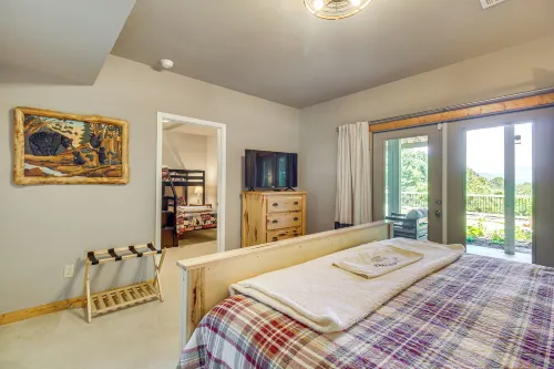 Ellijay Cabin w/ Hot Tub & Mountain Views - 3 stjerner