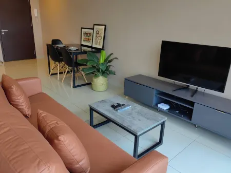 Cozy Studio in Shah Alam with Mountain View