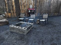 Creekside Hideaway, Cozy 2-bedroom RV, Morgantown, WiFi, Firepit, Hammock,Grill