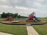 The Trusty Trout - 5 bedroom house w/ lighted pier on Caney Creek in Sargent, TX