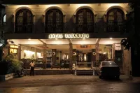 Hotel Casamara Hoteller i Mulgampola