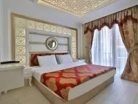 Hotel Queens Land Hotels near Rustem Pasa Mosque