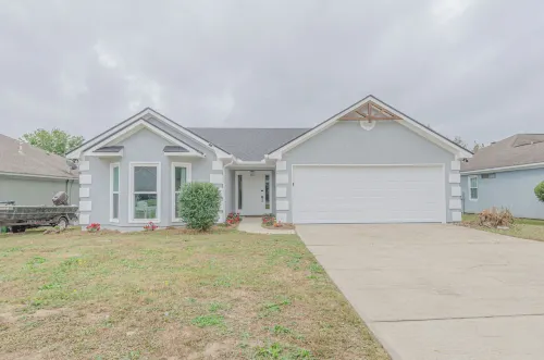 6-Bed Artistic Home with Game room Hotel a Harris County