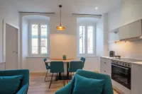 URBANAUTS STUDIOS Ginnastica