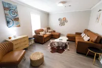 Hendrix Hideaway Hotels in Lexington