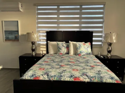 2-bedroom 2 bath apt in delightful Stella walking distance to corcega beach