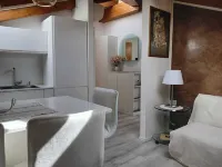 Elegant attic with Dolomites view, relaxation and nature in Levico Terme. Hotels in Levico Terme