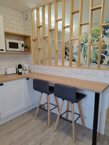 Charming studio 2 steps from the center, private parking space