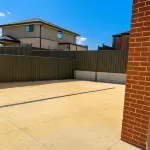 CasaAria: Spacious 4-bedroom house. Modern, Contemporary, Luxe Linens Hotels in Truganina