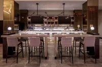 Embassy Suites by Hilton Minneapolis Downtown - bar