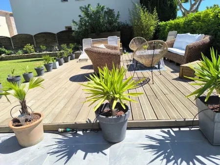 Vacation rental house in provence with jacuzzi (avignon)